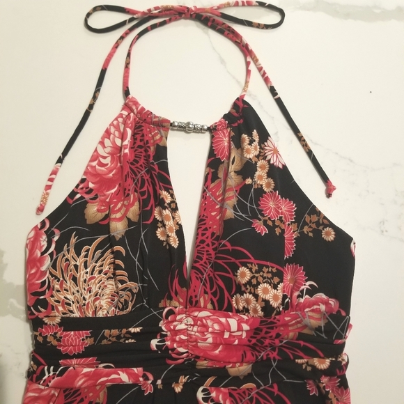 Speechless Floral Print Halter Top - Picture 3 of 8